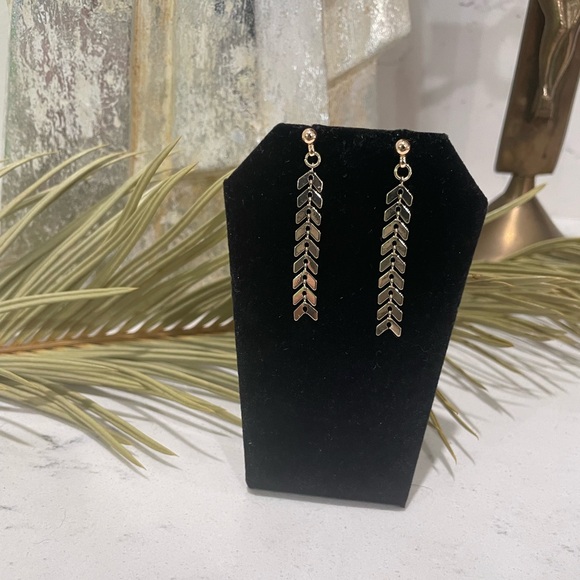 Gold Dangle Earrings with 18k Gold Plated Stud - Picture 1 of 2